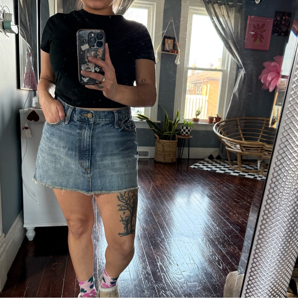 Mid rise denim skirt